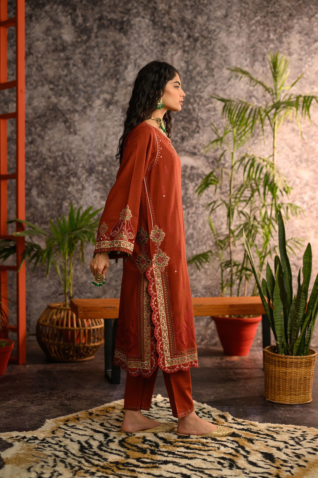 DC-2112 RUST KHADDAR 2PCS EMBROIDERED KURTA WITH TROUSER