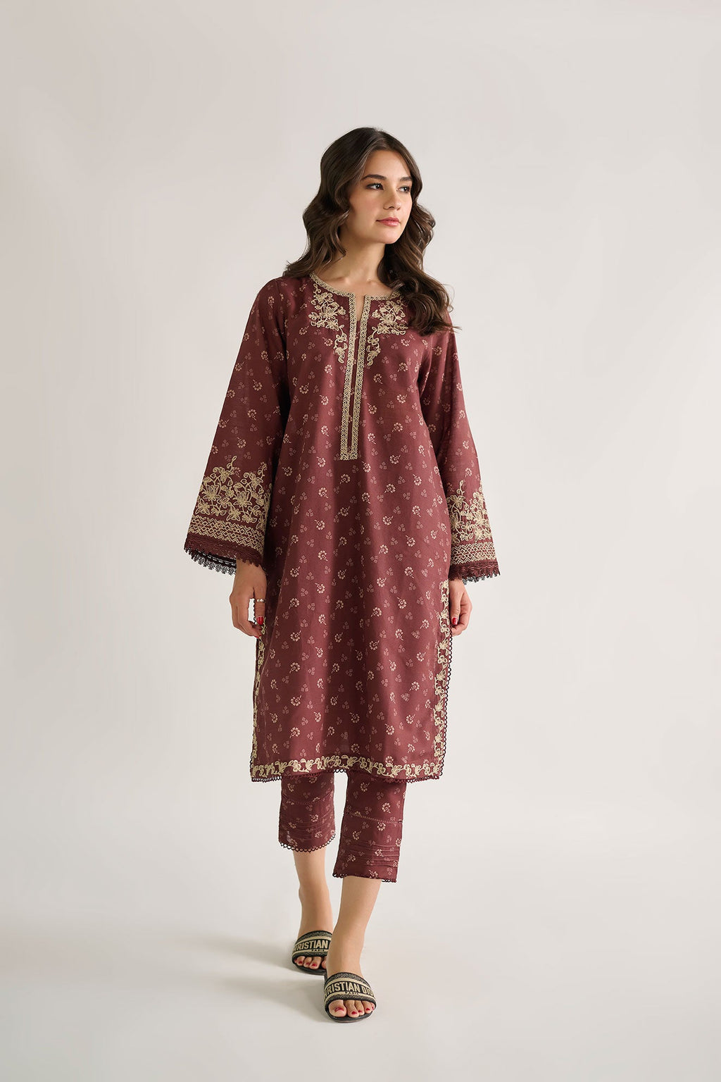 DC-2118 BROWN KHADDAR 2PCS EMBROIDERED KURTA WITH TROUSER