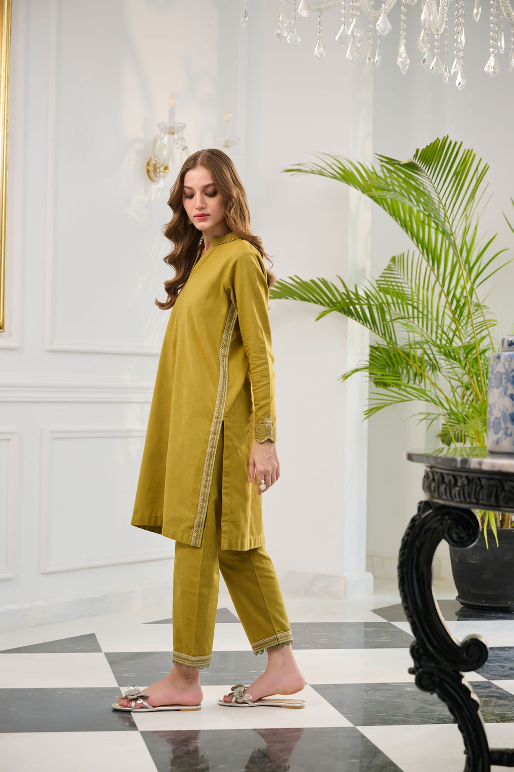 DC-2250 GREEN 2PCS  EMBROIDERED KURTA WITH TROUSER