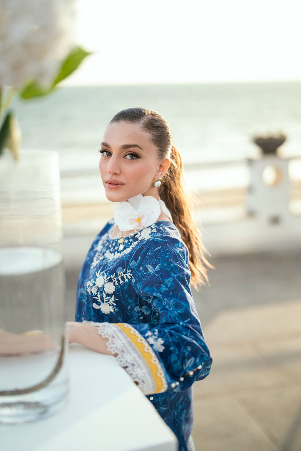 SS25DC-2538 NAVY BLUE LAWN 2PCS EMBROIDERED KURTA WITH TROUSER