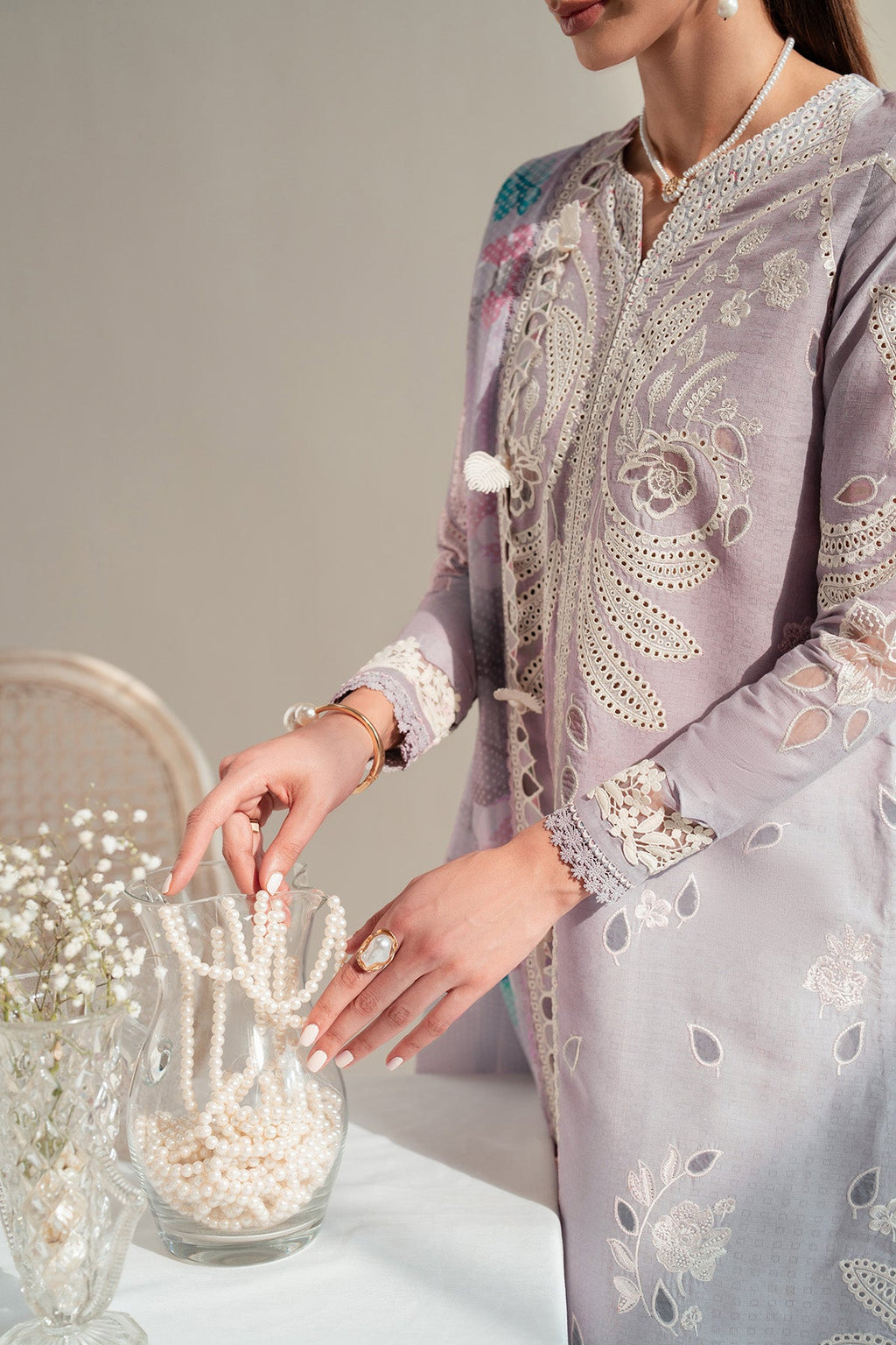 EMBROIDERED DOBBY LAWN IL25-D06