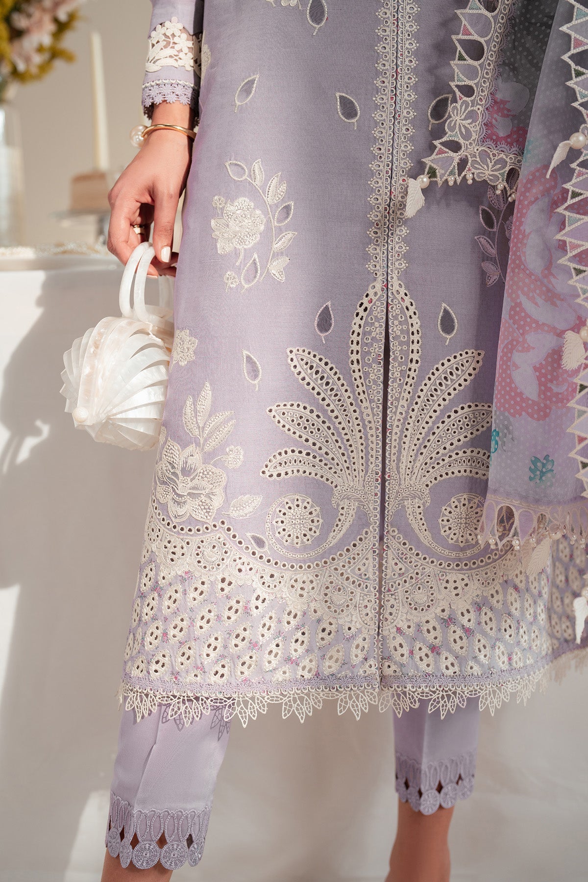 EMBROIDERED DOBBY LAWN IL25-D06