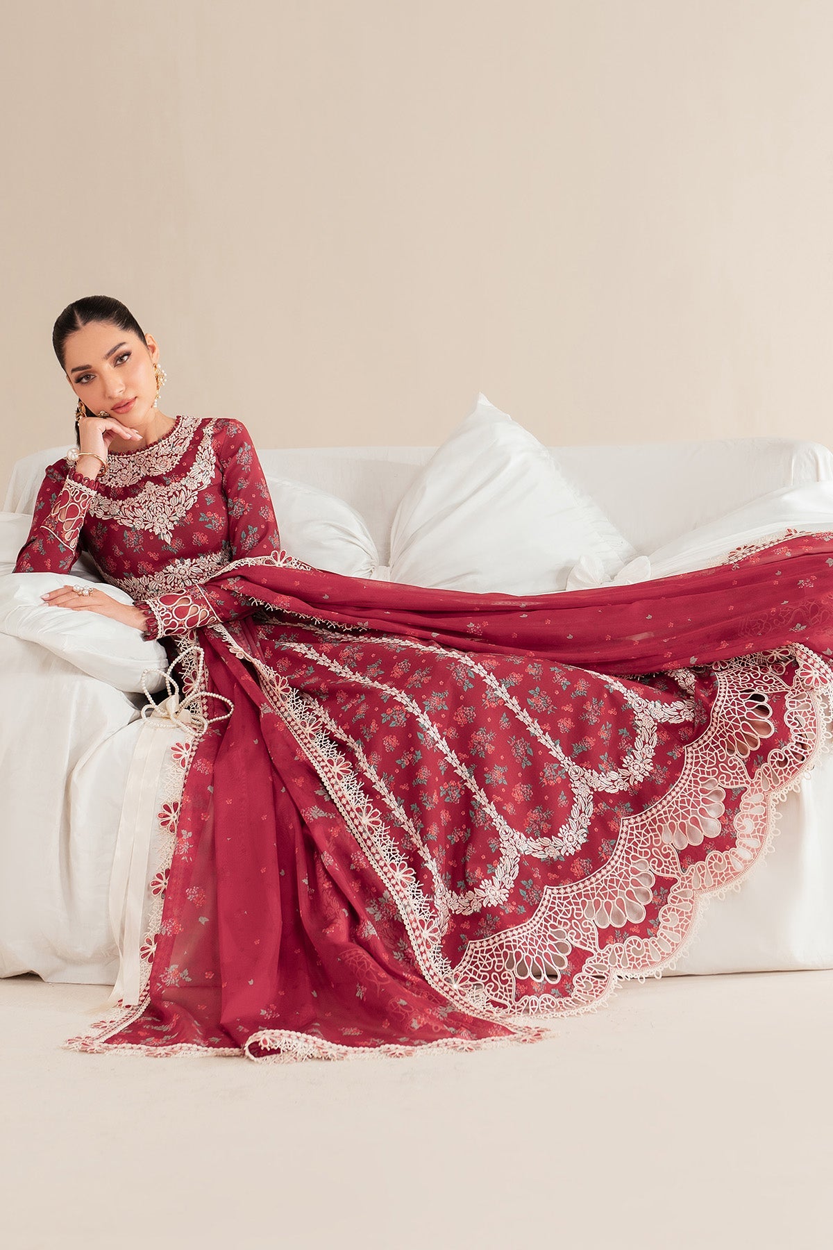 EMBROIDERED LAWN IL25-D08