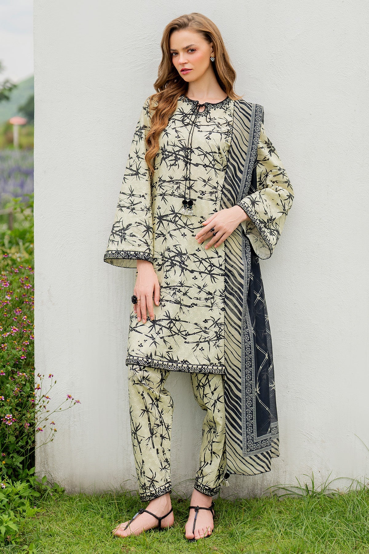EMBROIDERED SOFT CAMBRIC RTW-1217