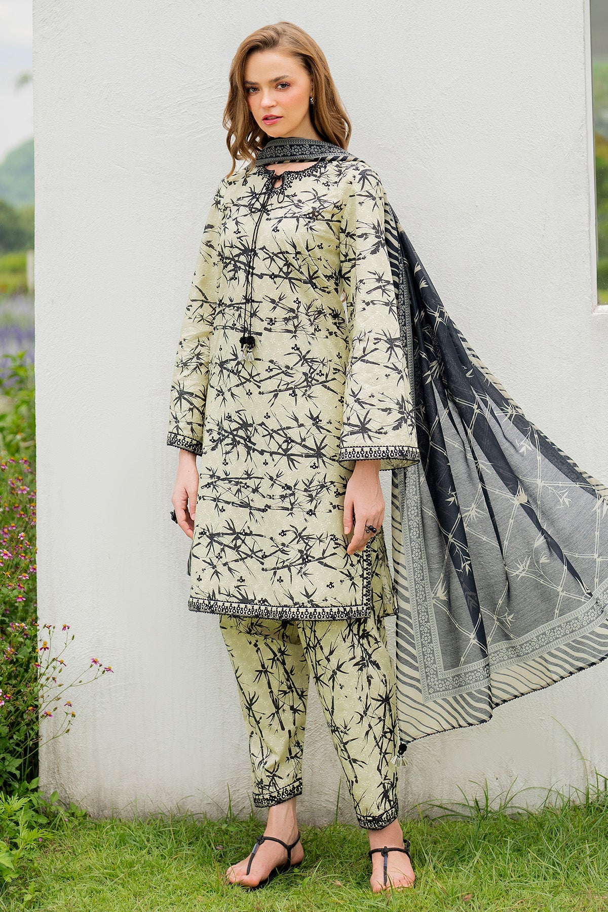 EMBROIDERED SOFT CAMBRIC RTW-1217