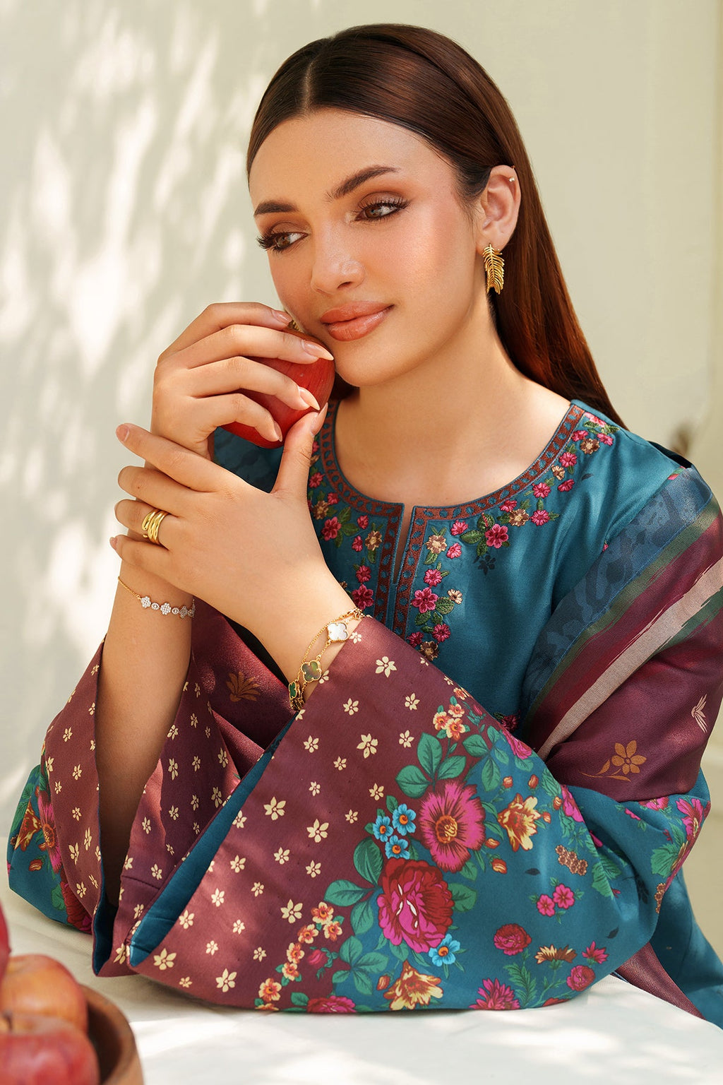 EMBROIDERED PREMIUM VISCOSE UW-0178