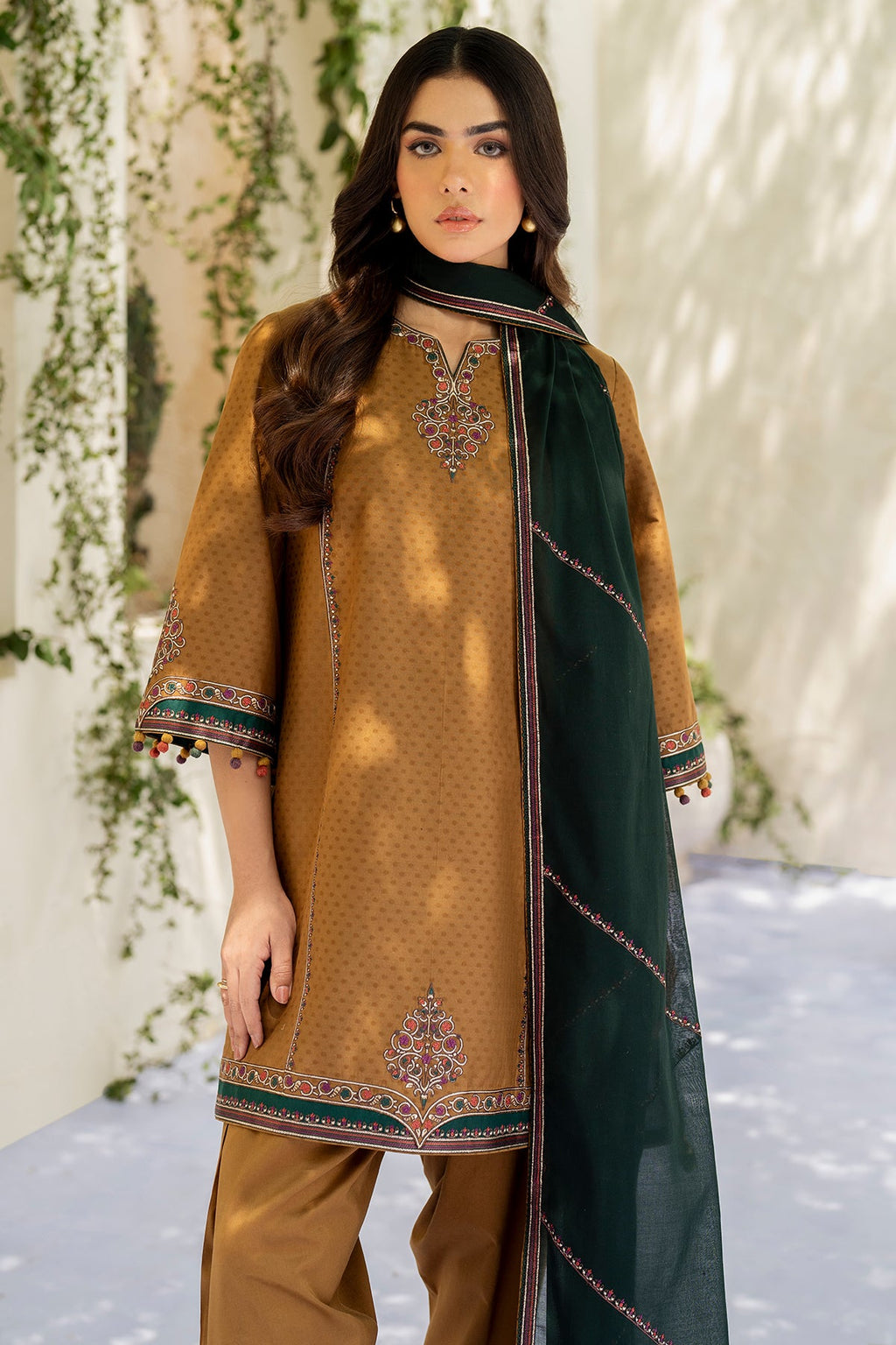 EMBROIDERED DOBBY LAWN USE-9211