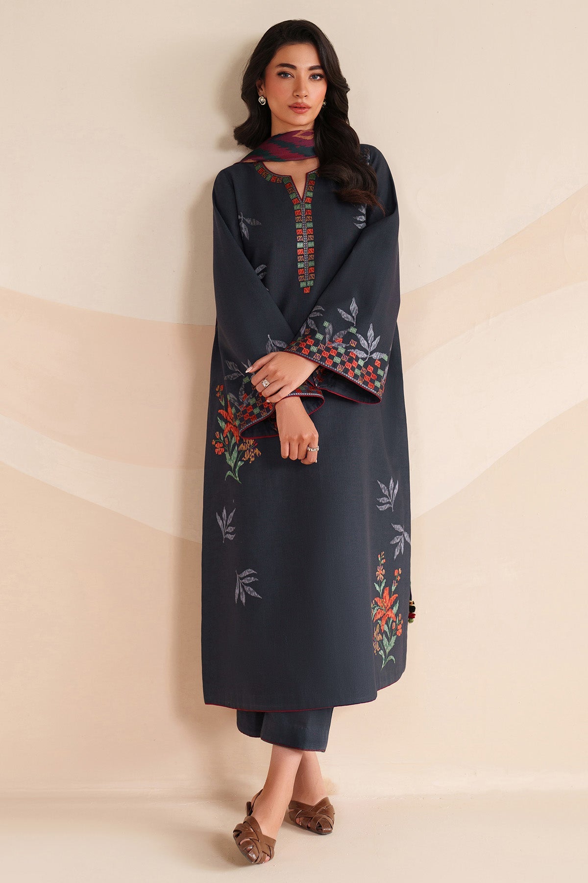 EMBROIDERED KHADDAR UW-0226