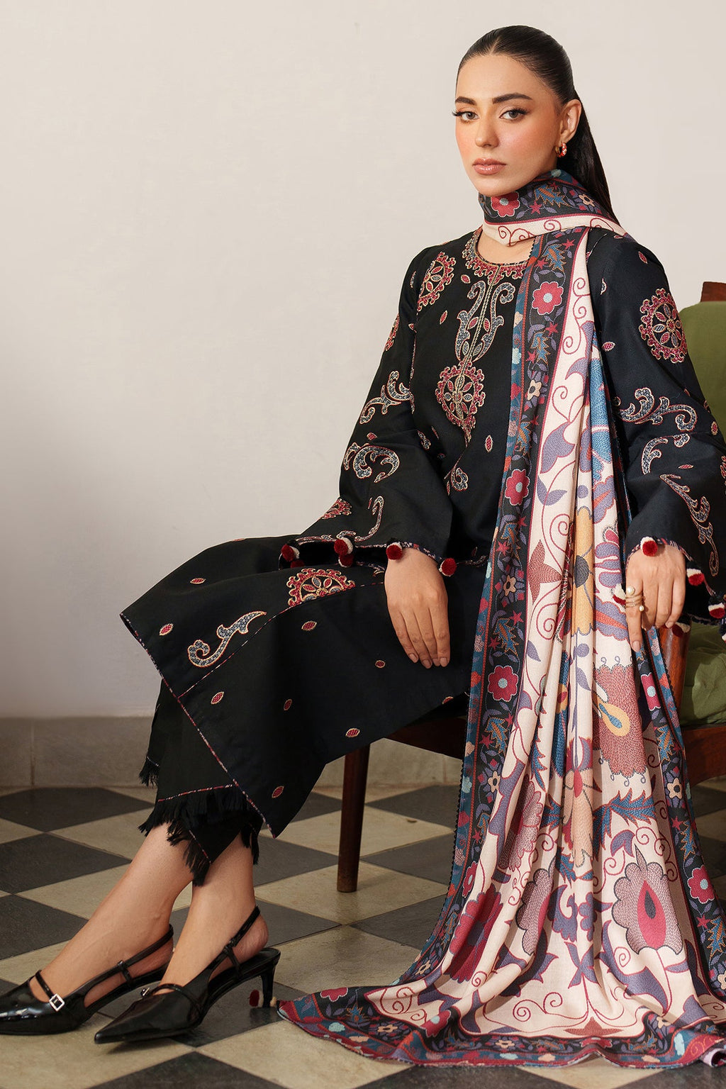 EMBROIDERED PREMIUM VISCOSE UW-0152