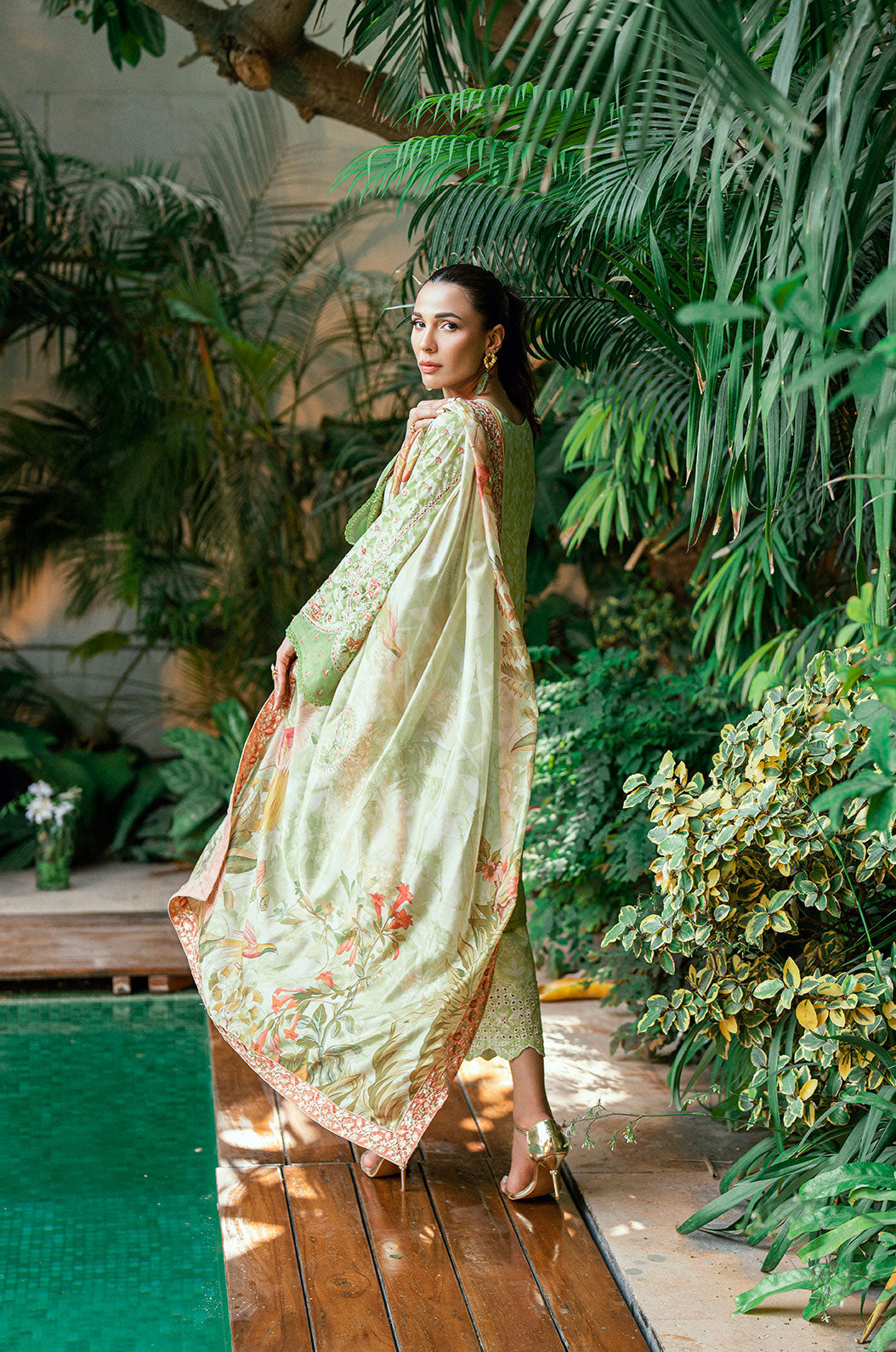SS25DA-2751 L-GREEN 2PCS  HAND EMBELLISHED KURTA WITH TROUSER