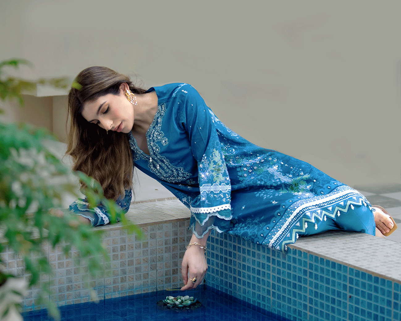 DC-2273 TURQUOISE BLUE 2PCS HAND EMBELLISHED  SHIRT WITH TROUSER