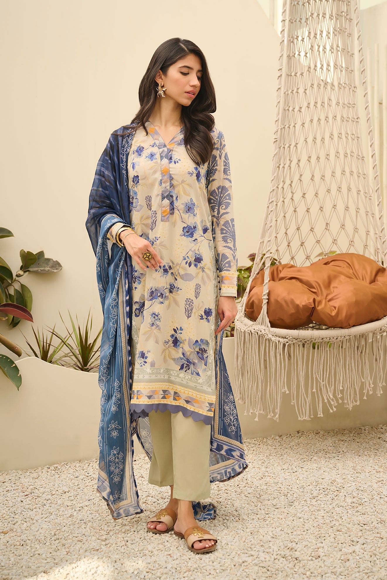 DU-3151 - BEIGE -  PRINTED LAWN - 3PCS