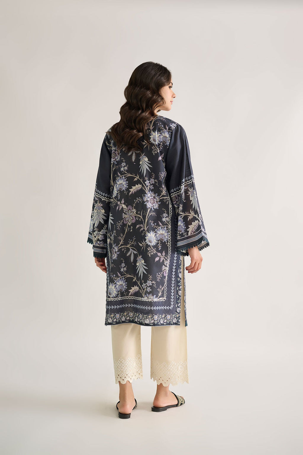 DC-0456 GREY EMBROIDERED KURTA