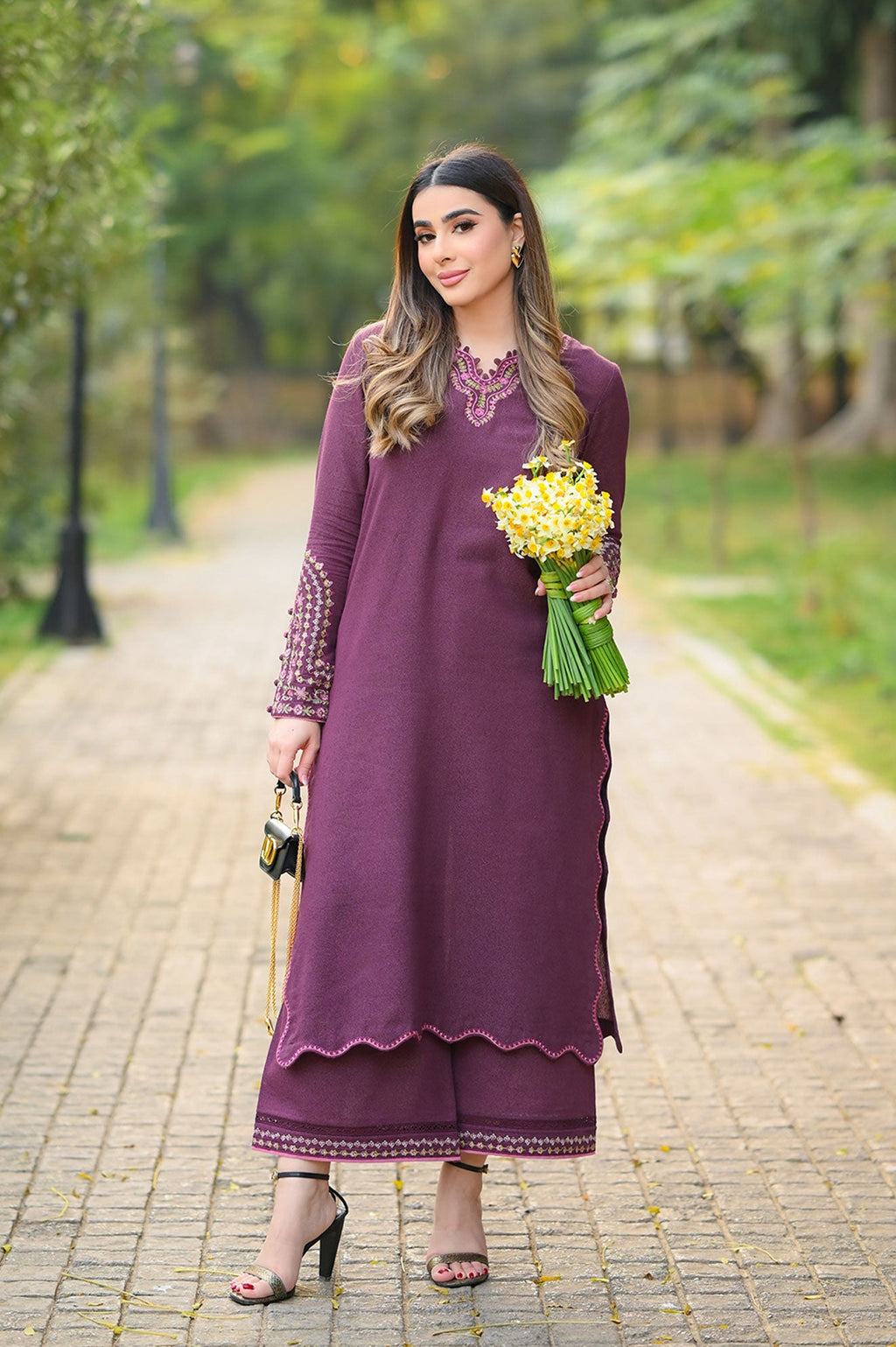 FW25DC-2879 PURPLE 2PCS  EMBROIDERED KURTA WITH TROUSER