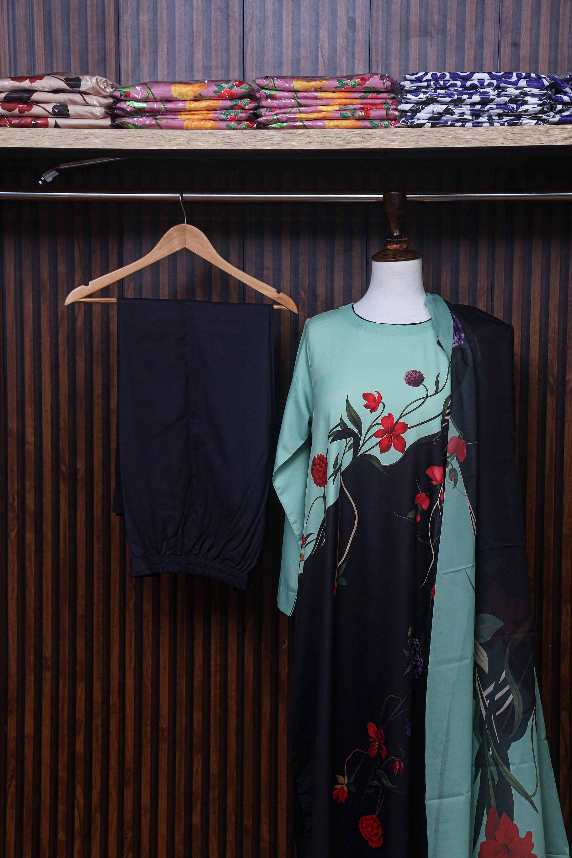 TBC - Ainyor Dress