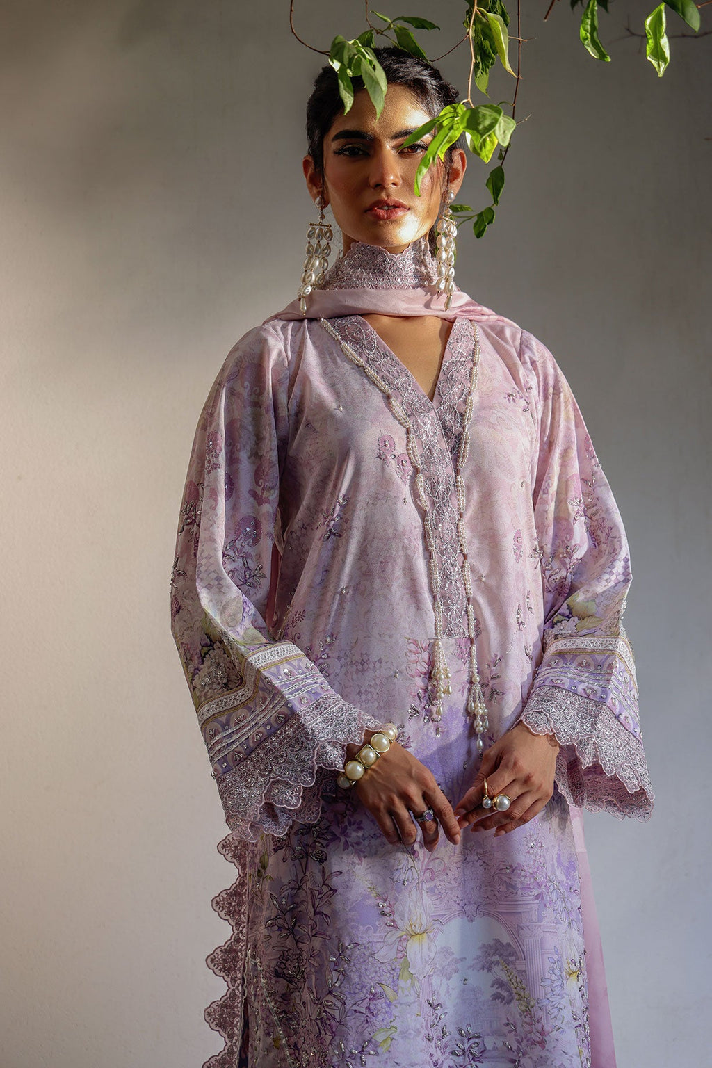 SS24DA-2512 LIGHT PURPLE 2PCS HAND EMBELLISHED  SHIRT WITH TROUSER
