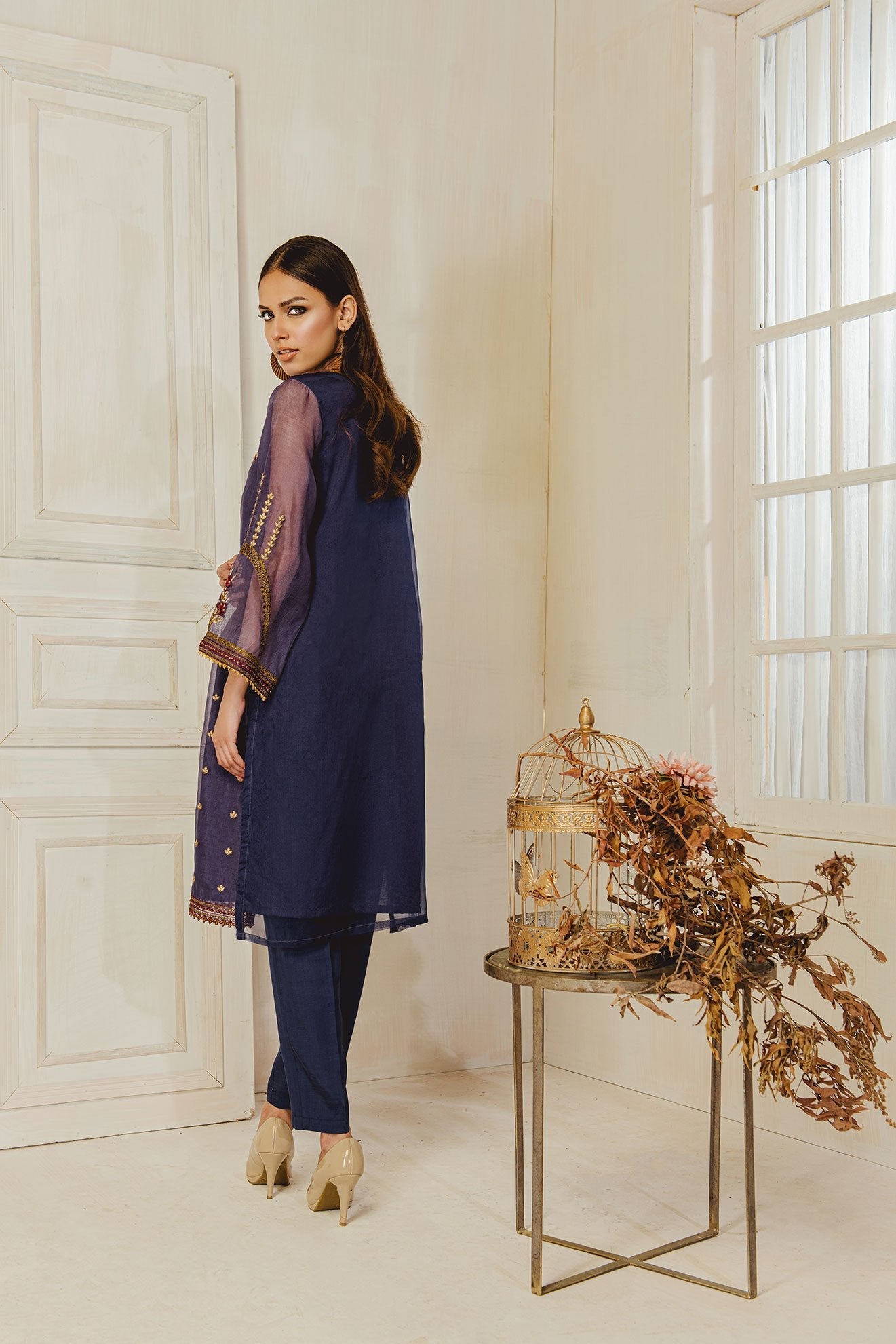 DA-1304 Blue EMBROIDERED KURTA