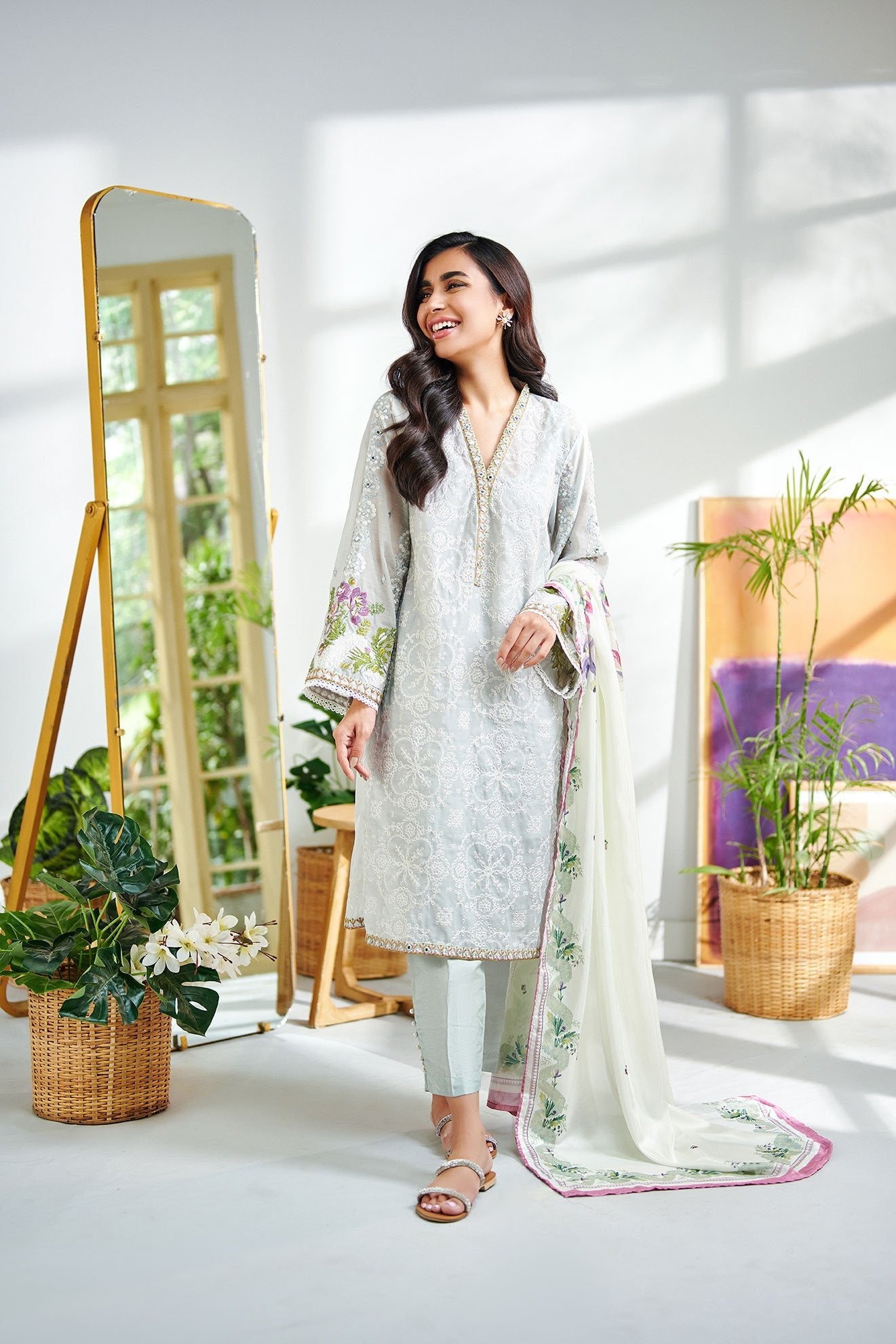 DC-2002 L-GREY 2PCS EMBROIDERED KURTA WITH DUPATTA
