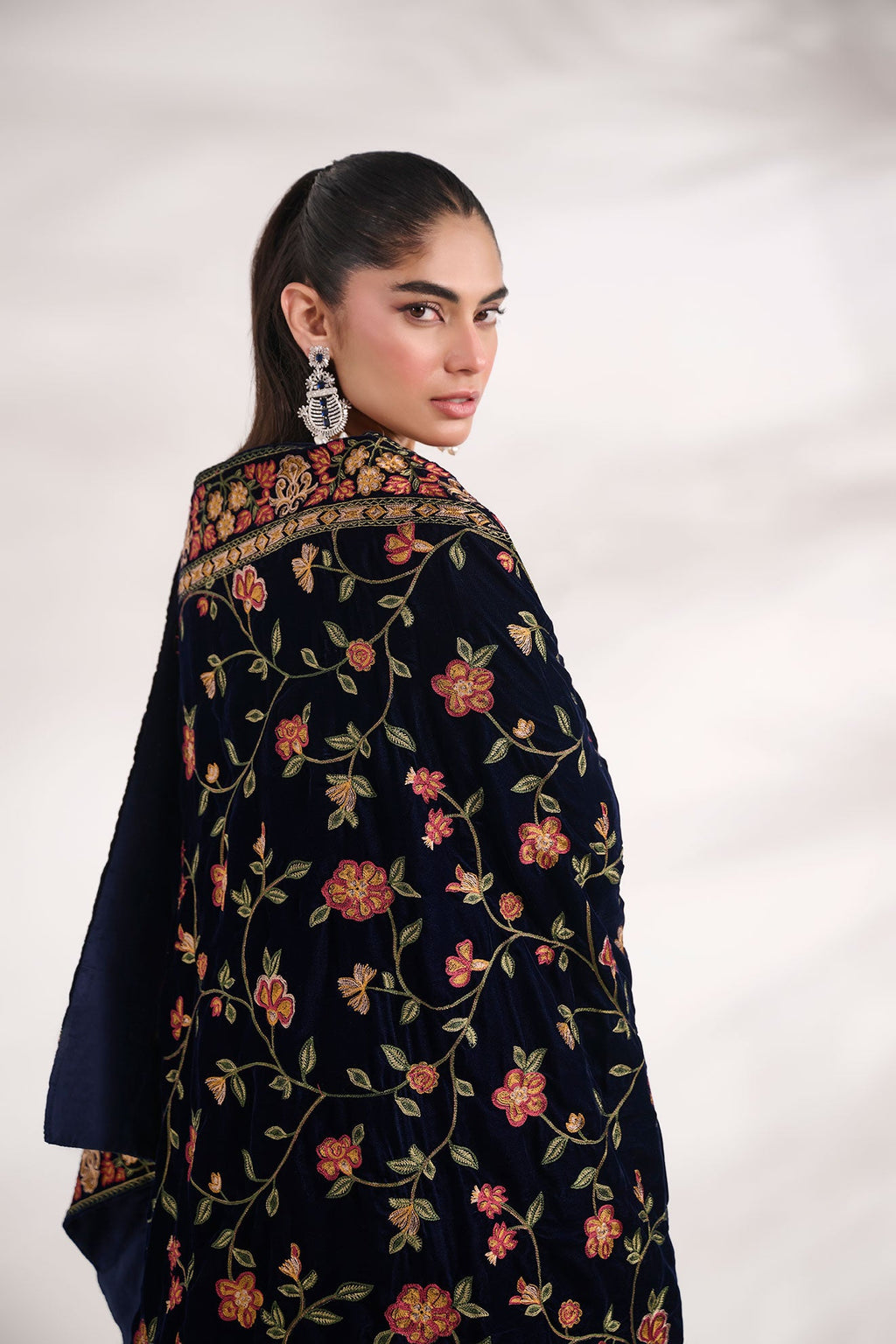 FW24DD-2001  NAVY BLUE SHAWL