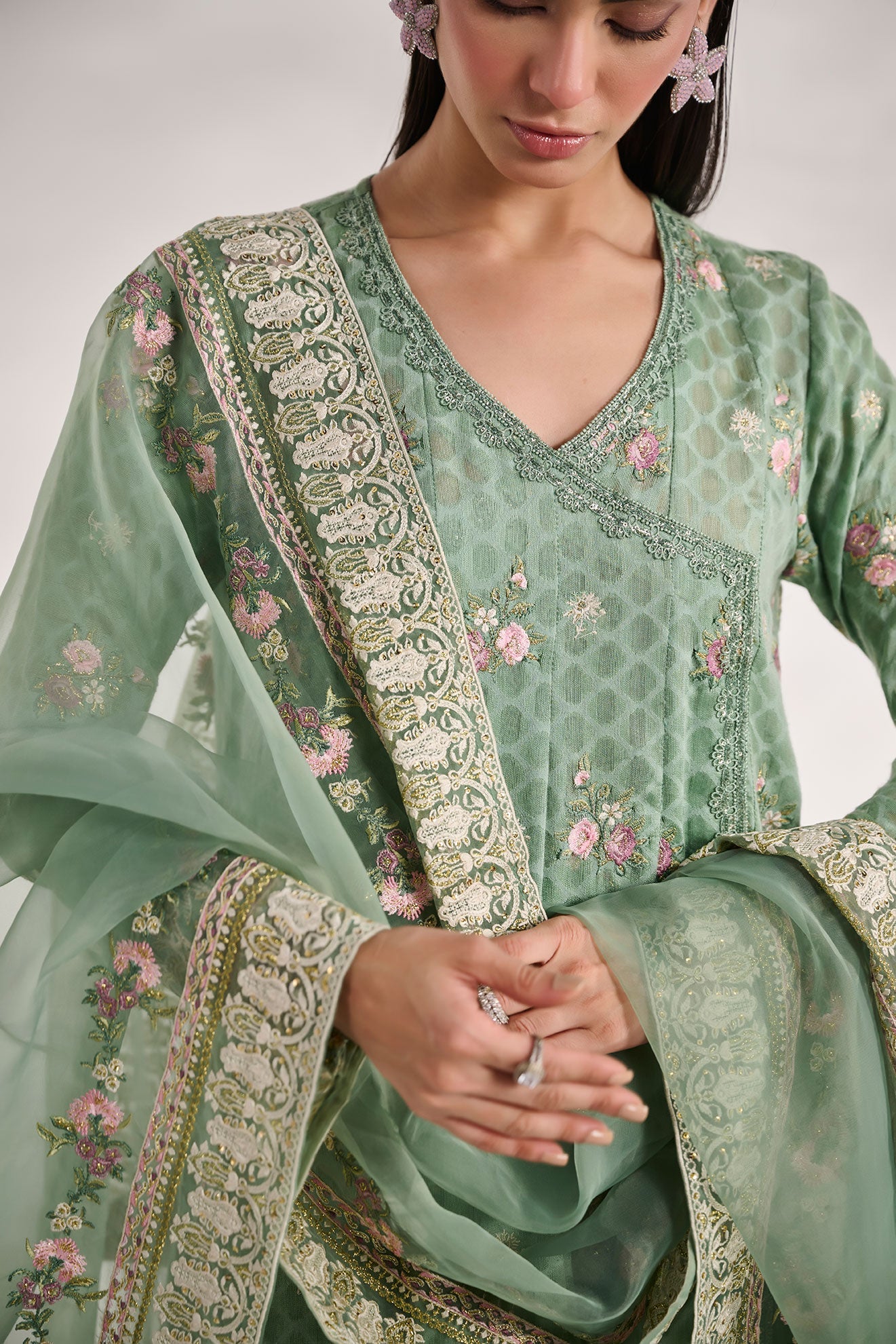 SS24DD-2473  GREEN DUPATTA