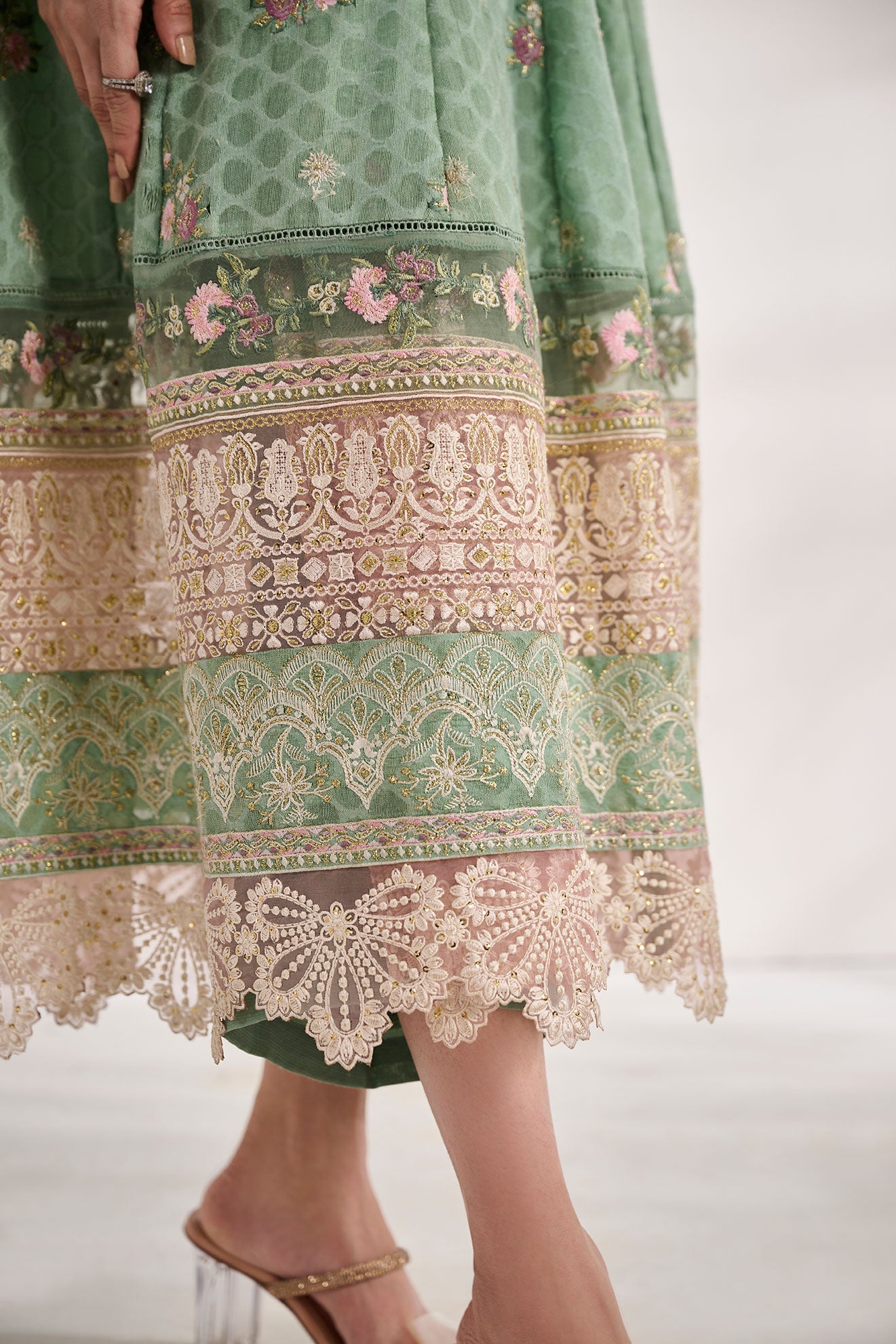 SS24DA-2473   GREEN  2PCS  EMBROIDERED KURTA WITH TROUSER