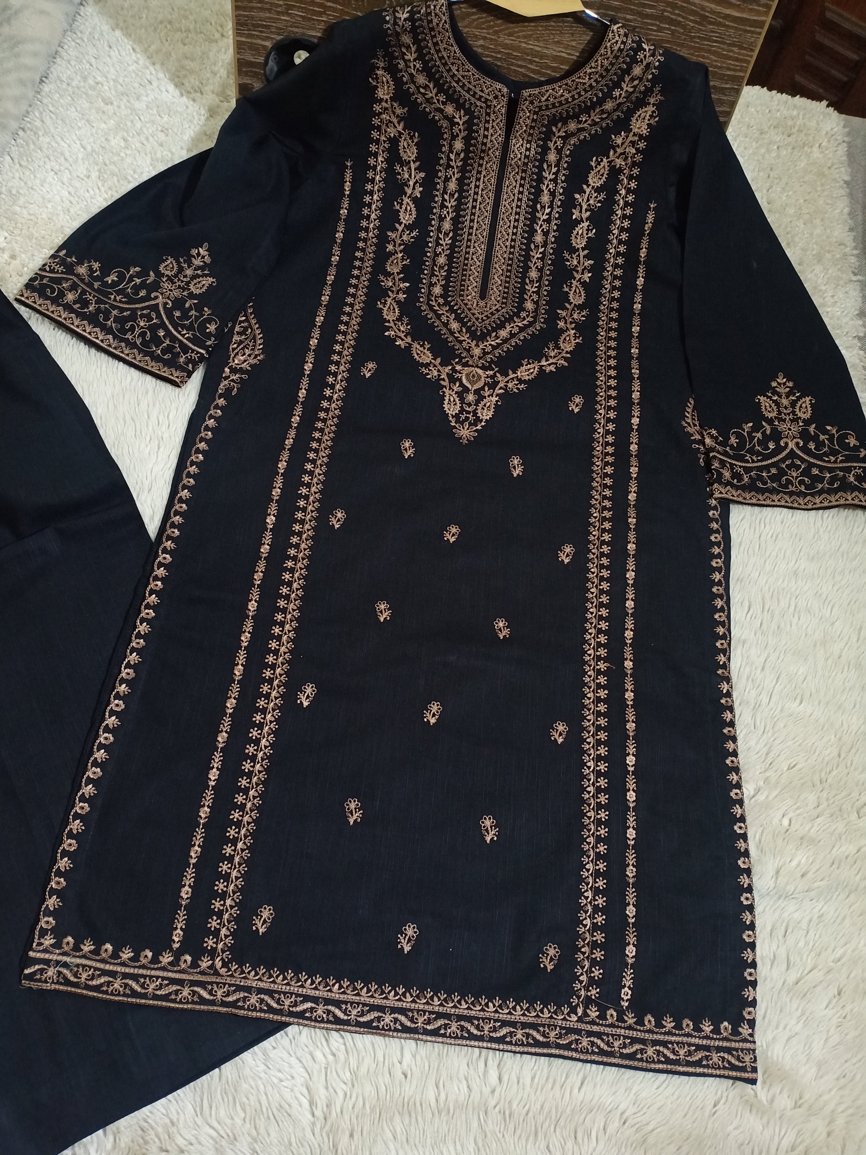 Black n beige