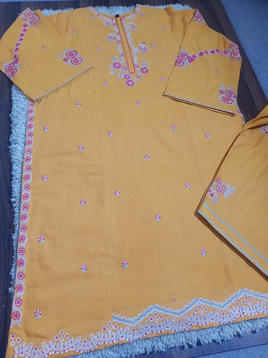 Yellow w shalwar